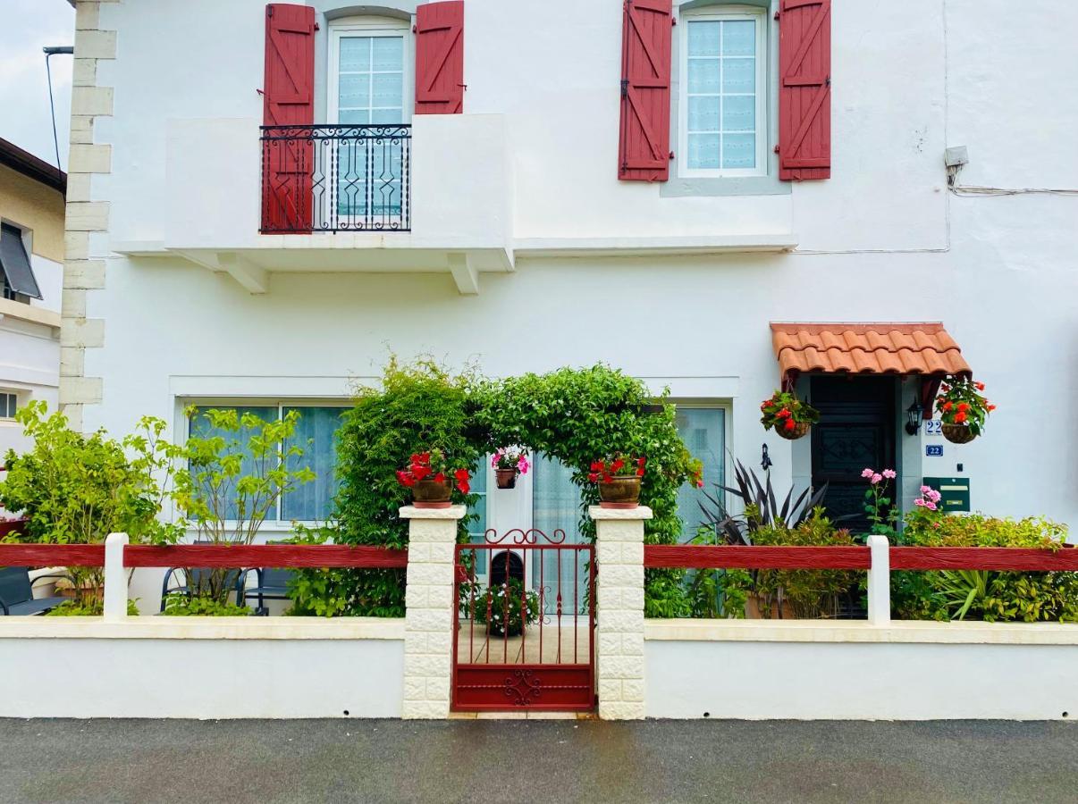 Appartement Neuf Et Moderne Saint-Palais  ภายนอก รูปภาพ